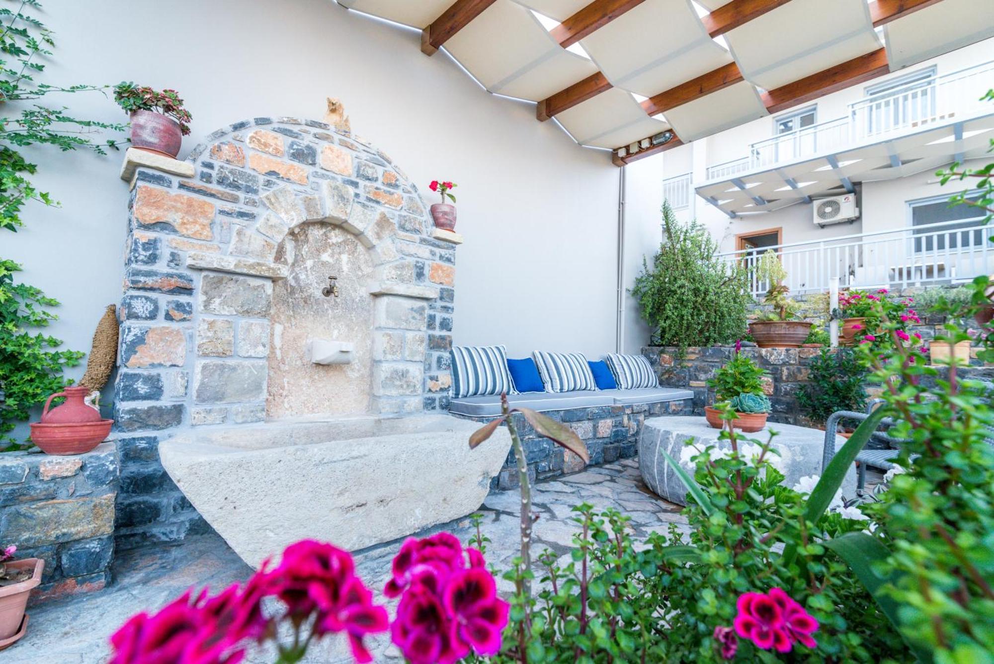 Léntas Athina Residence מראה חיצוני תמונה