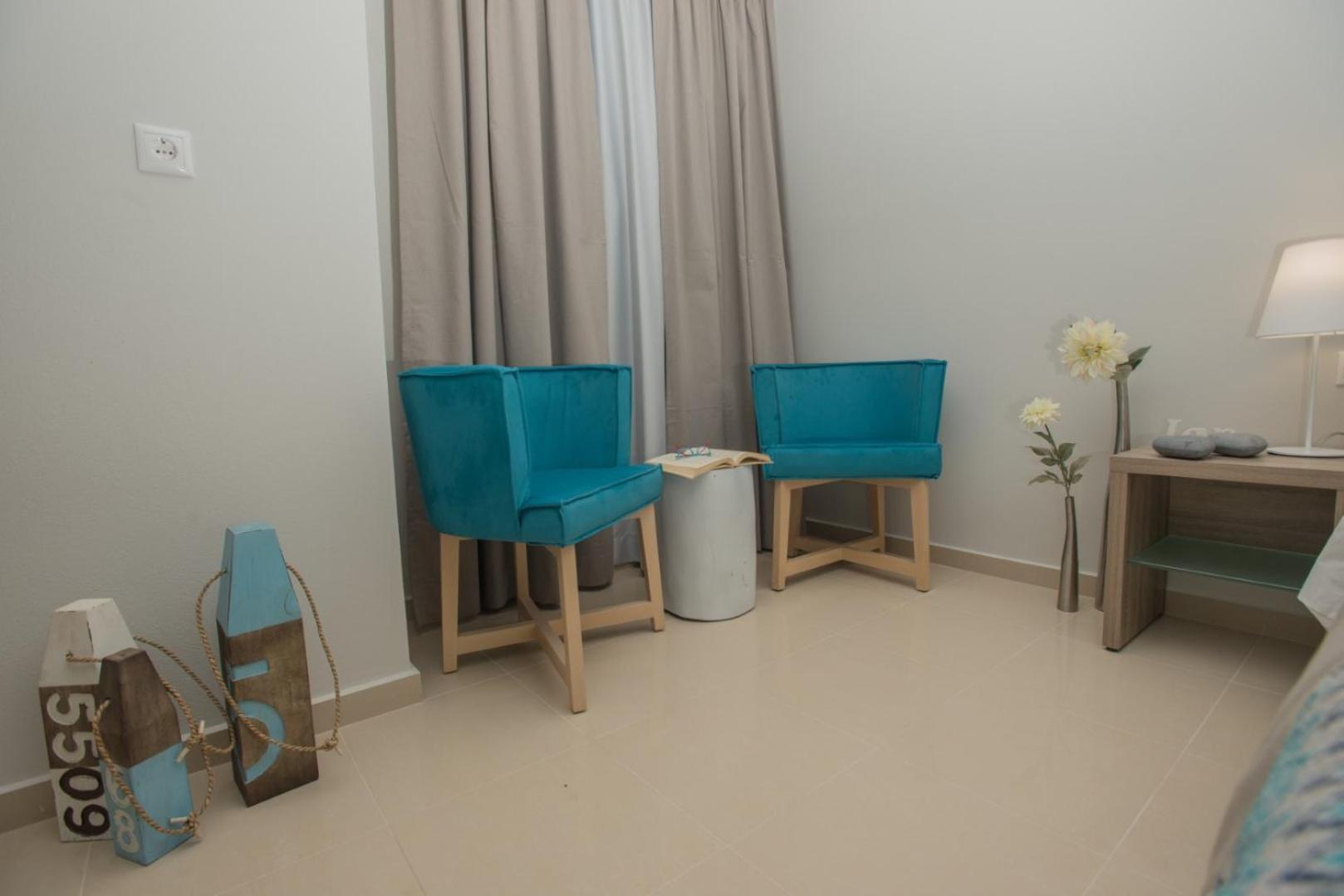 Léntas Athina Residence מראה חיצוני תמונה