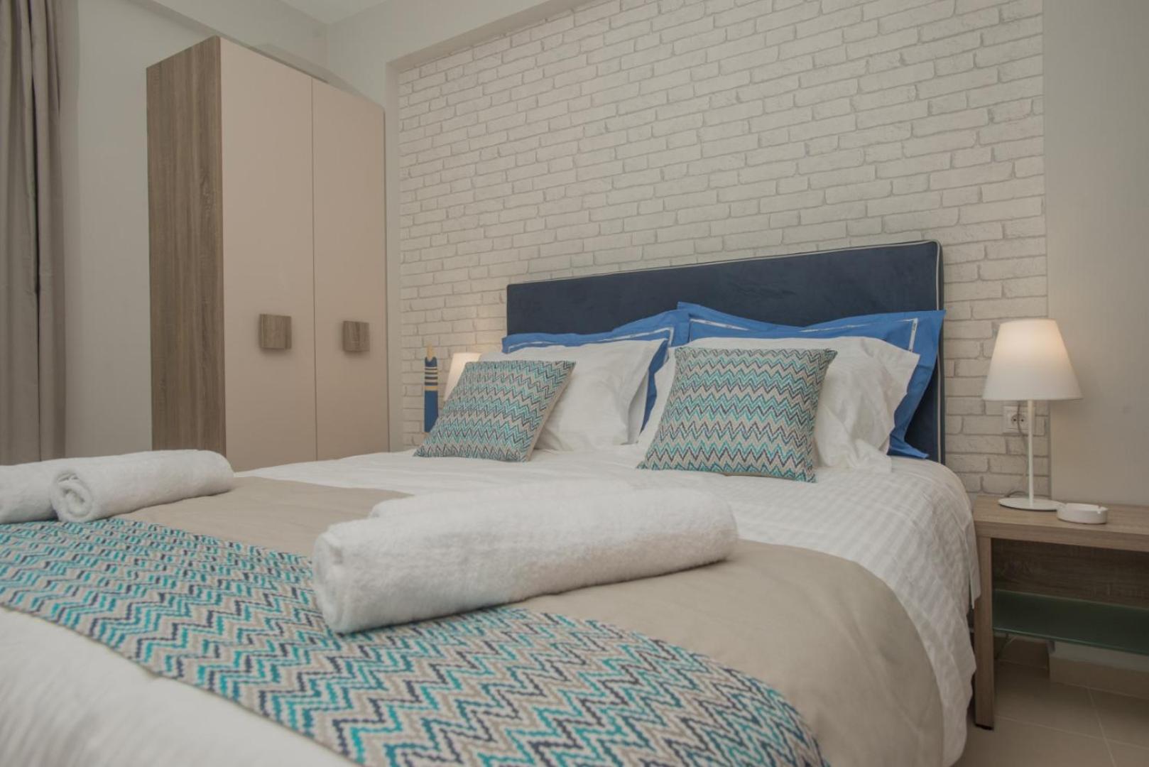 Léntas Athina Residence מראה חיצוני תמונה