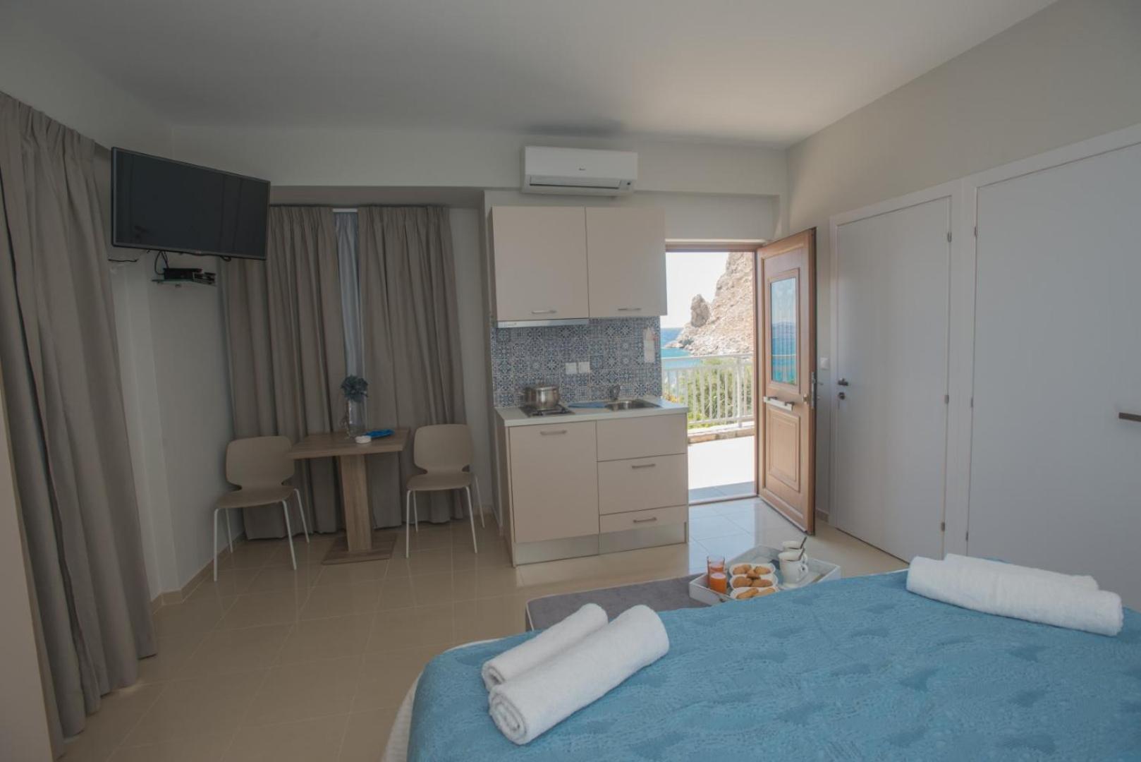 Léntas Athina Residence מראה חיצוני תמונה