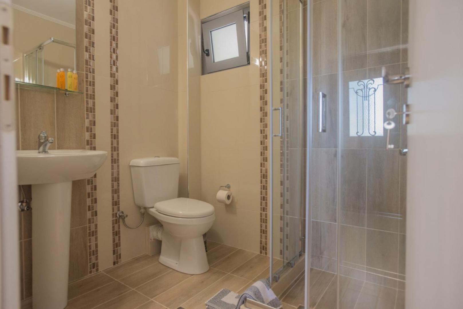 Léntas Athina Residence מראה חיצוני תמונה