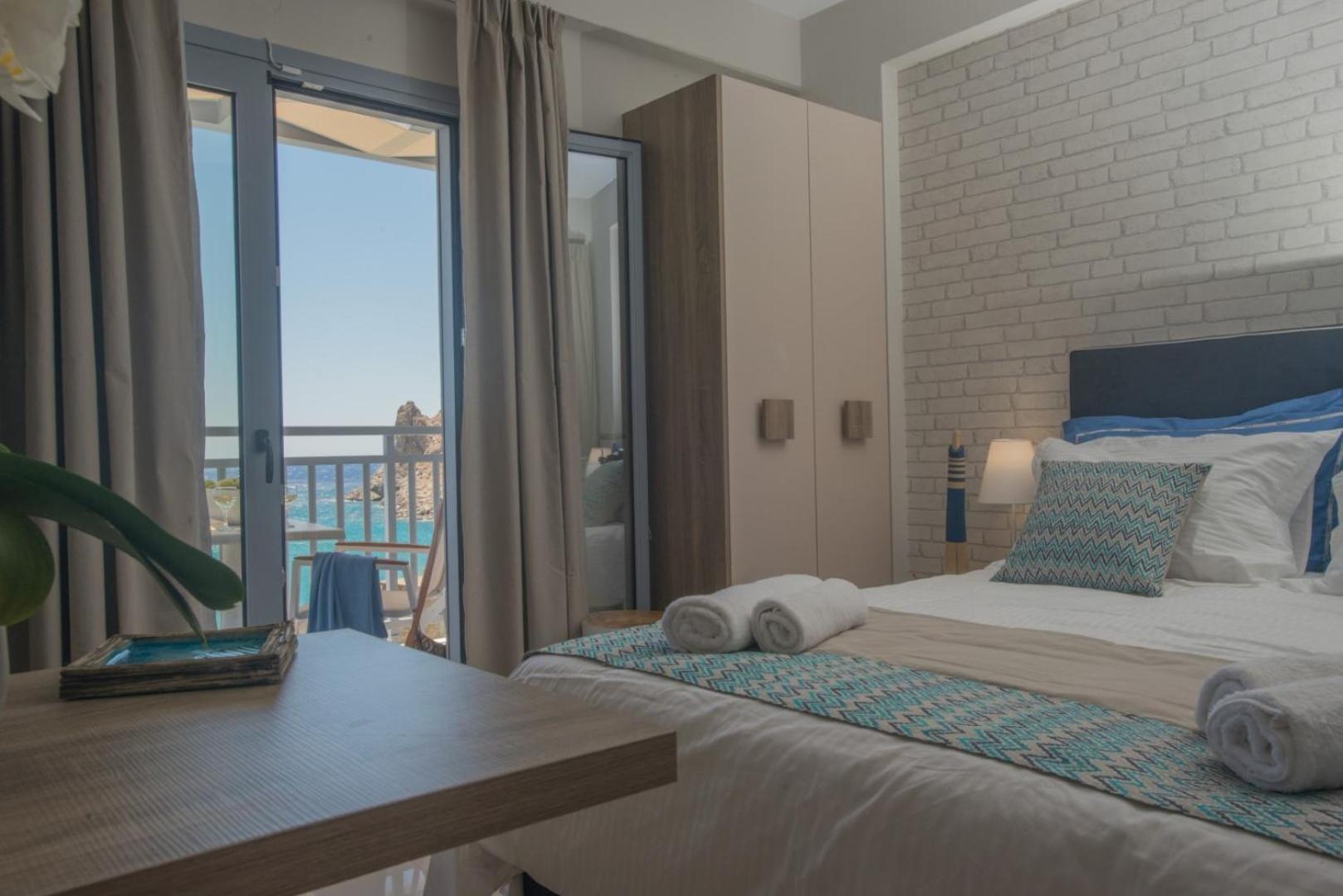 Léntas Athina Residence מראה חיצוני תמונה