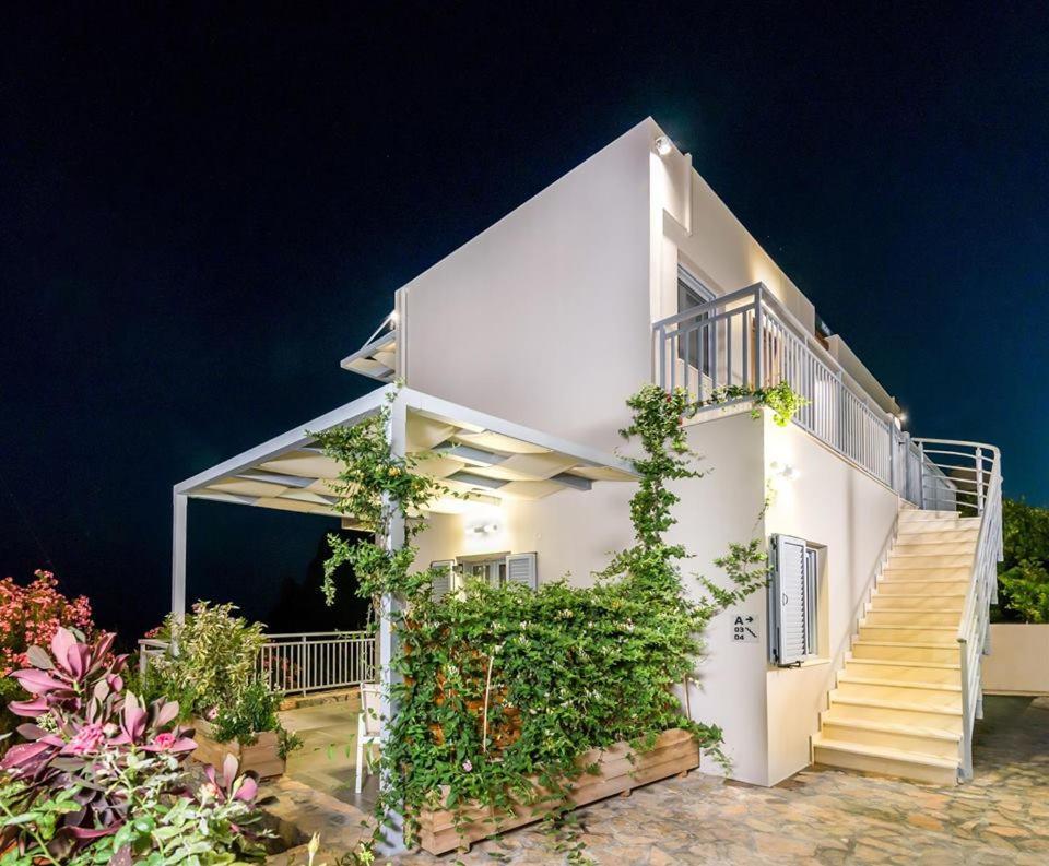 Léntas Athina Residence מראה חיצוני תמונה